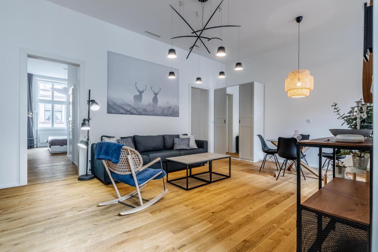 Elegant Apartments Located In The Centre Of Prague Luaran gambar