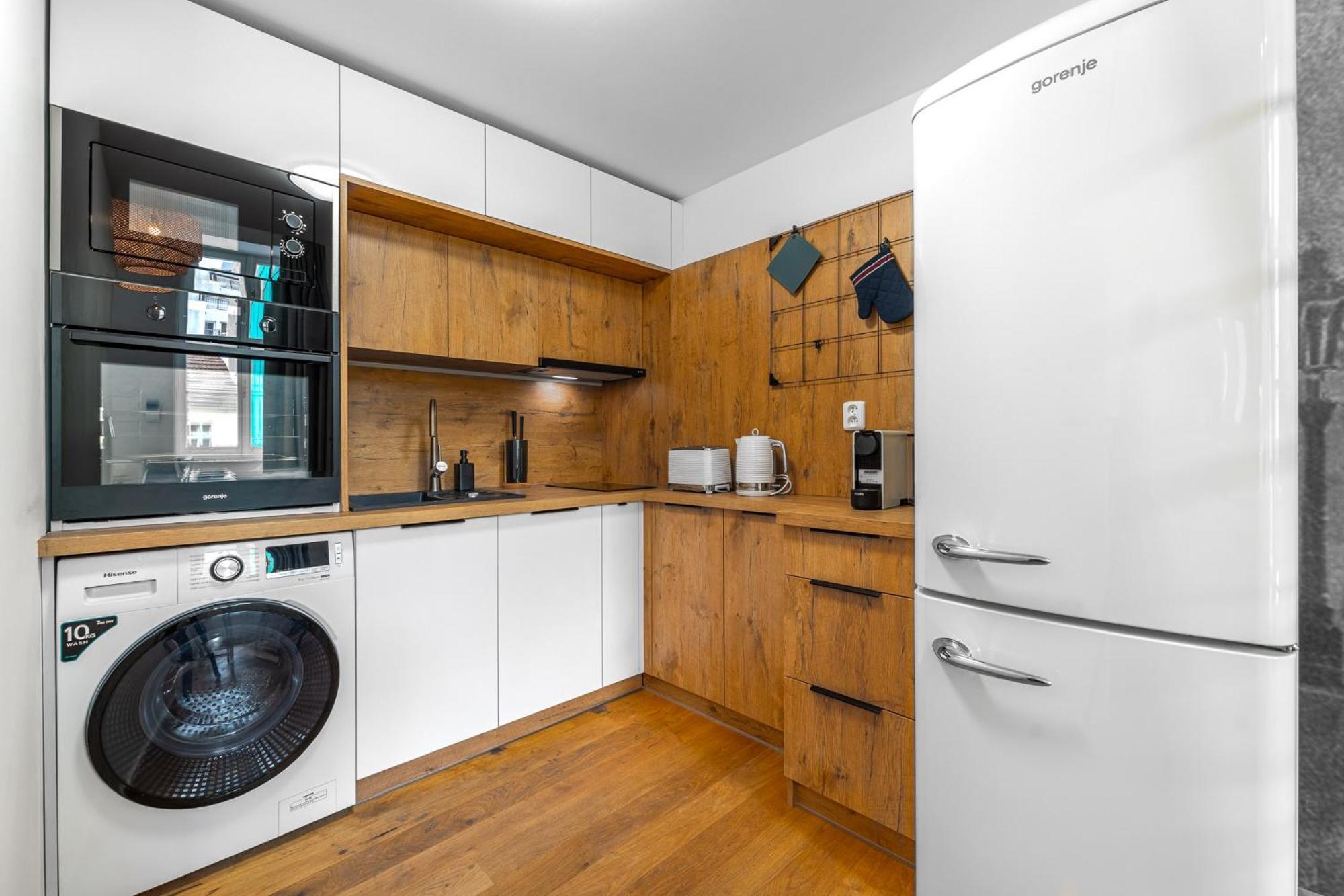 Elegant Apartments Located In The Centre Of Prague Luaran gambar