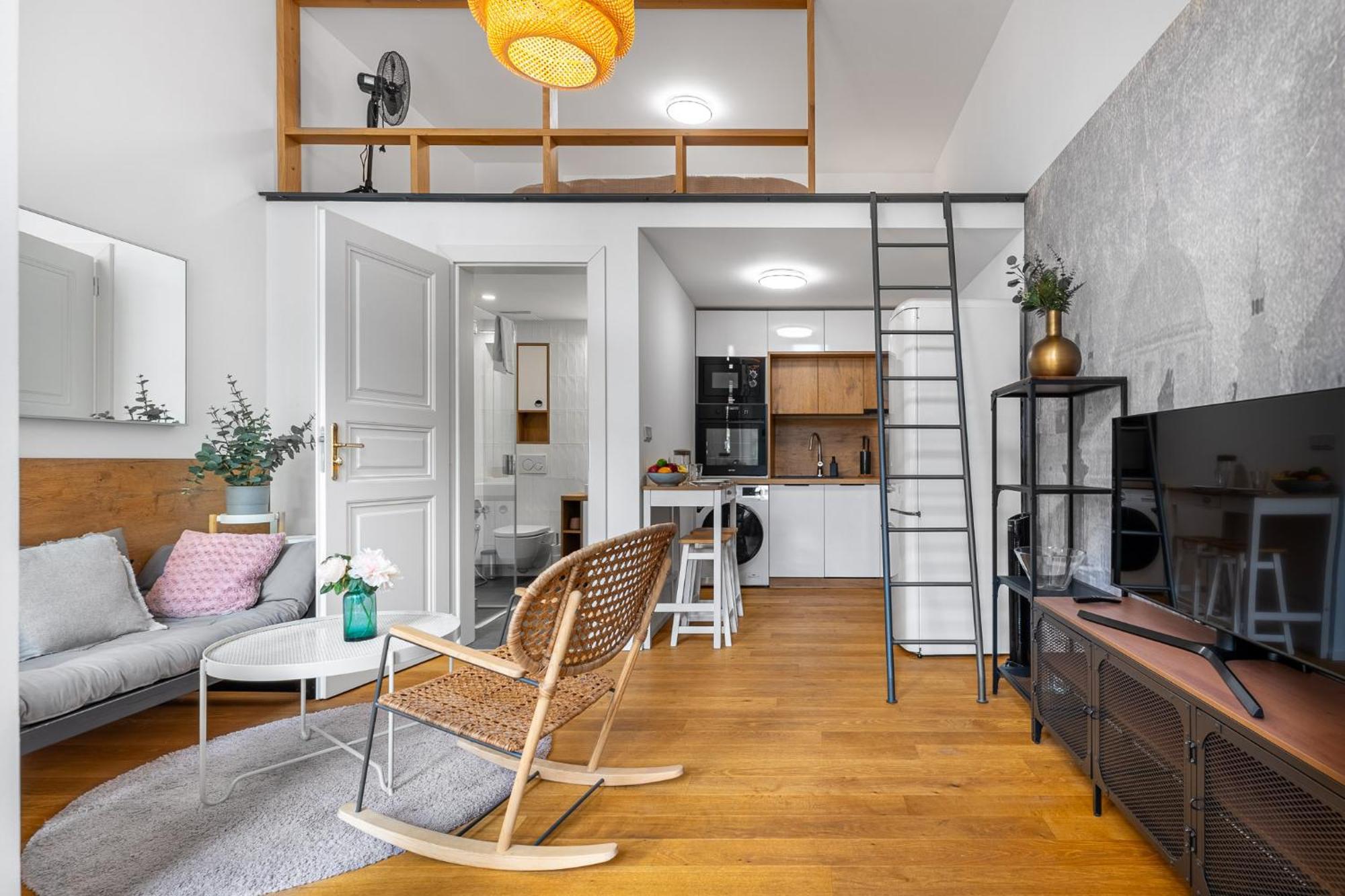 Elegant Apartments Located In The Centre Of Prague Luaran gambar